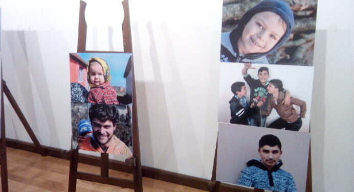 Expoziția de fotografie Comunitatea Tinca (Bihor) prin ochi de copil
